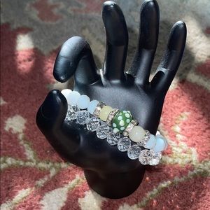 Shamrock ☘️ all day glass beads 2 units